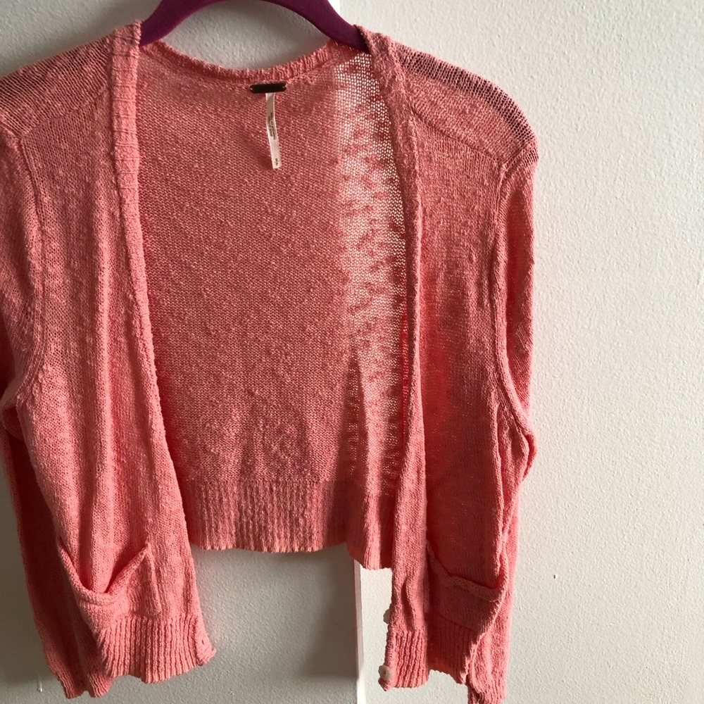 FREE PEOPLE CROPPED SWEATER